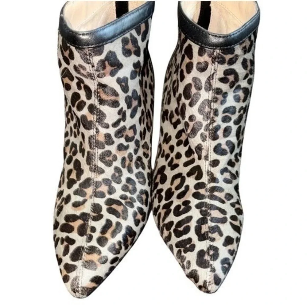 Adrienne Vittadini Sarah Leopard Calf Hair Wedge Booties‎ Women 7.5 Pointed Toe